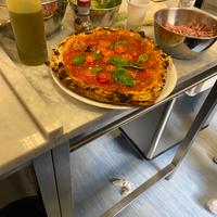Pizzaiolo napoletano età 50 anni