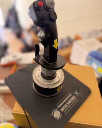 Thrustmaster Hotas Warthog Joystick PC con scatola