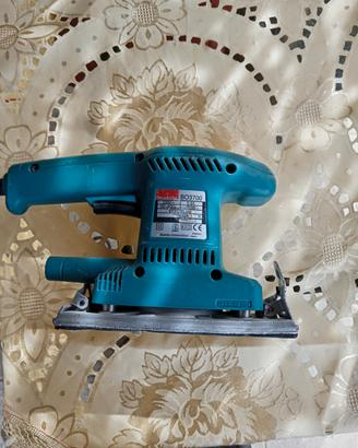 levigatrice makita 