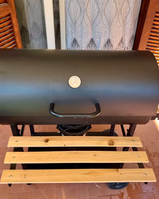 Barbecue con coperchio, ripiani in legno, 2 ruote