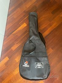 Chitarra acustica