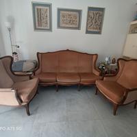 Divano e due poltrone