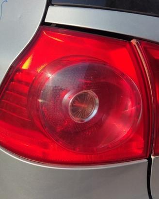 Fanale posteriore sinistro VOLKSWAGEN GOLF 5 2005