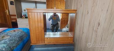 Mobile con specchio per bagno