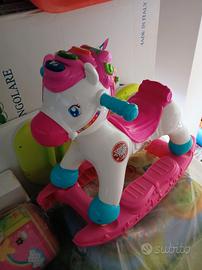 Unicorno a dondolo