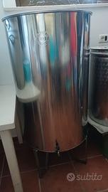 Botte in Acciaio da 300 lt per Vendemmia Completa