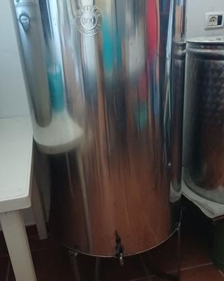 Botte in Acciaio da 300 lt per Vendemmia Completa