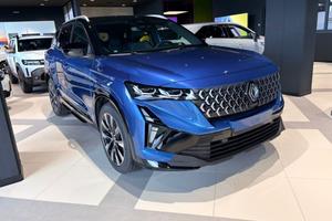 RENAULT Austral Austral Full Hybrid E-Tech 200 C