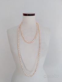 Collana vintage con 143 perle di fiume