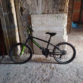 Bicicletta bici Mountain Bike Bambino B'Twin 20
