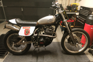 Cafe racer flat track yamaha xt 550