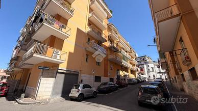 3 LOCALI A ERCOLANO