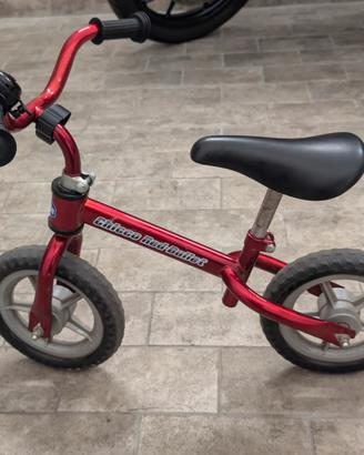 Bicicletta senza pedali Chicco - rosso metallizzat