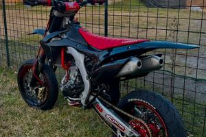 CRF 250 R targato