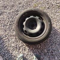 cerchi in ferro Volkswagen polo con gomme