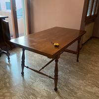 Tavolo da salotto in legno