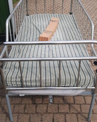 Letto Sanitario con doghe