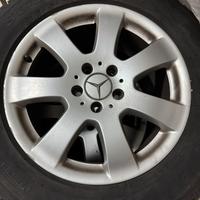 Pirelli Scorpion 235/65 R17 comprensive di cerchi