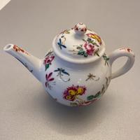 Teiera in porcellana Vctoria and Albert Museum