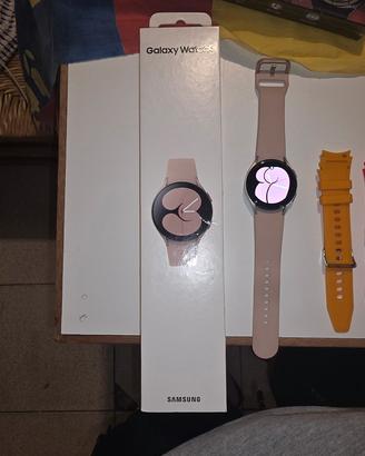 smartwatch Samsung watch 4 classic ben tenuto. 