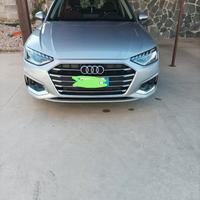 audi A4 g tron 
