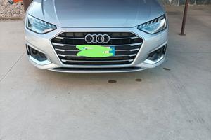 audi A4 g tron 
