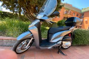 Sh 300 2012 km quasi 30000