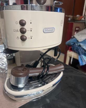 De longhi macchina da caffè e cappuccino