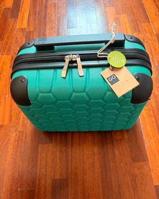 🧳 Beauty case rigido Go by Carpisa – Nuovo