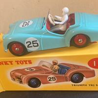 Triumph TR2 Sports 111 Dinky toys 1:43