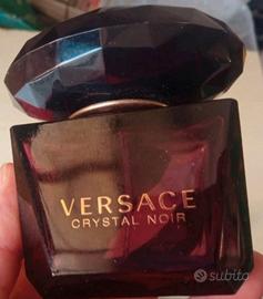 bottiglia profumo Versace Crystal Noir 