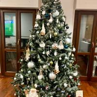 Albero di natale 210 cm.