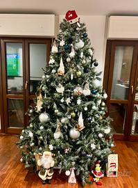Albero di natale 210 cm.