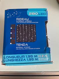 Luci natalizie a tenda