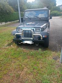 Jeep Wrangler 2.5L a benzina