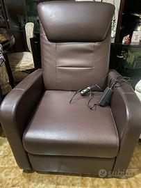 Poltrona funzionale in pelle