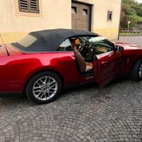 Ford mustang cabrio