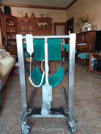 Sollevatore elettrico x anziani e disabili