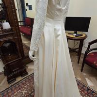 Abito da sposa nuovo in seta e pizzo francese
