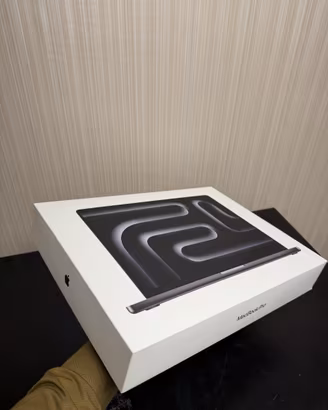MacBook Pro 16 2026 M5 Max 2TB 36/48GB RAM GPU40