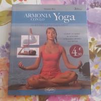 Libro Armonia con lo Yoga di Vanessa Bini nuovo