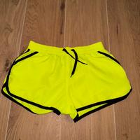 Costume da bagno da uomo, modello pantaloncino.