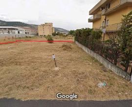 Terreno zona residenziale per villetta su 4 luci