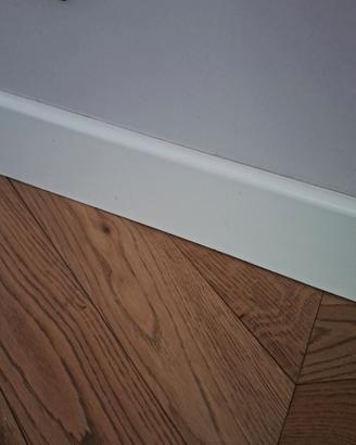 Battiscopa bianco 11x45 e 11x75