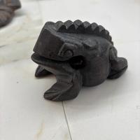 Rana musicale in legno - strumento entnico decorat