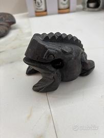 Rana musicale in legno - strumento entnico decorat