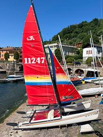 Hobiecat 18 Red Dragon - catamarano sportivo