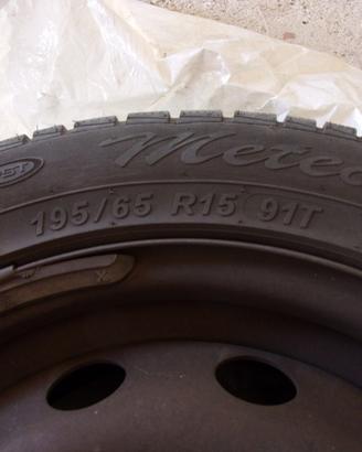 GOMME invernali 195/65 R15 91T + CERCHI