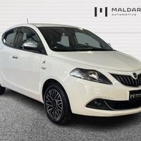 LANCIA Ypsilon 1.0 firefly hybrid Alberta Ferretti