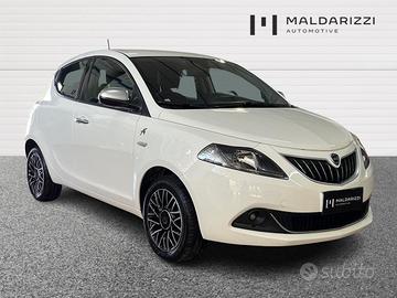 LANCIA Ypsilon 1.0 firefly hybrid Alberta Ferretti